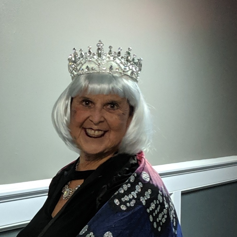 Meet your Posher, Pam - Picture 2 of 2